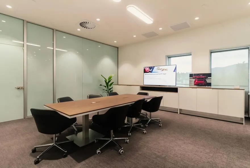 汽车中心和展厅丨United StatesGeorgia丨Gravita Construction-11