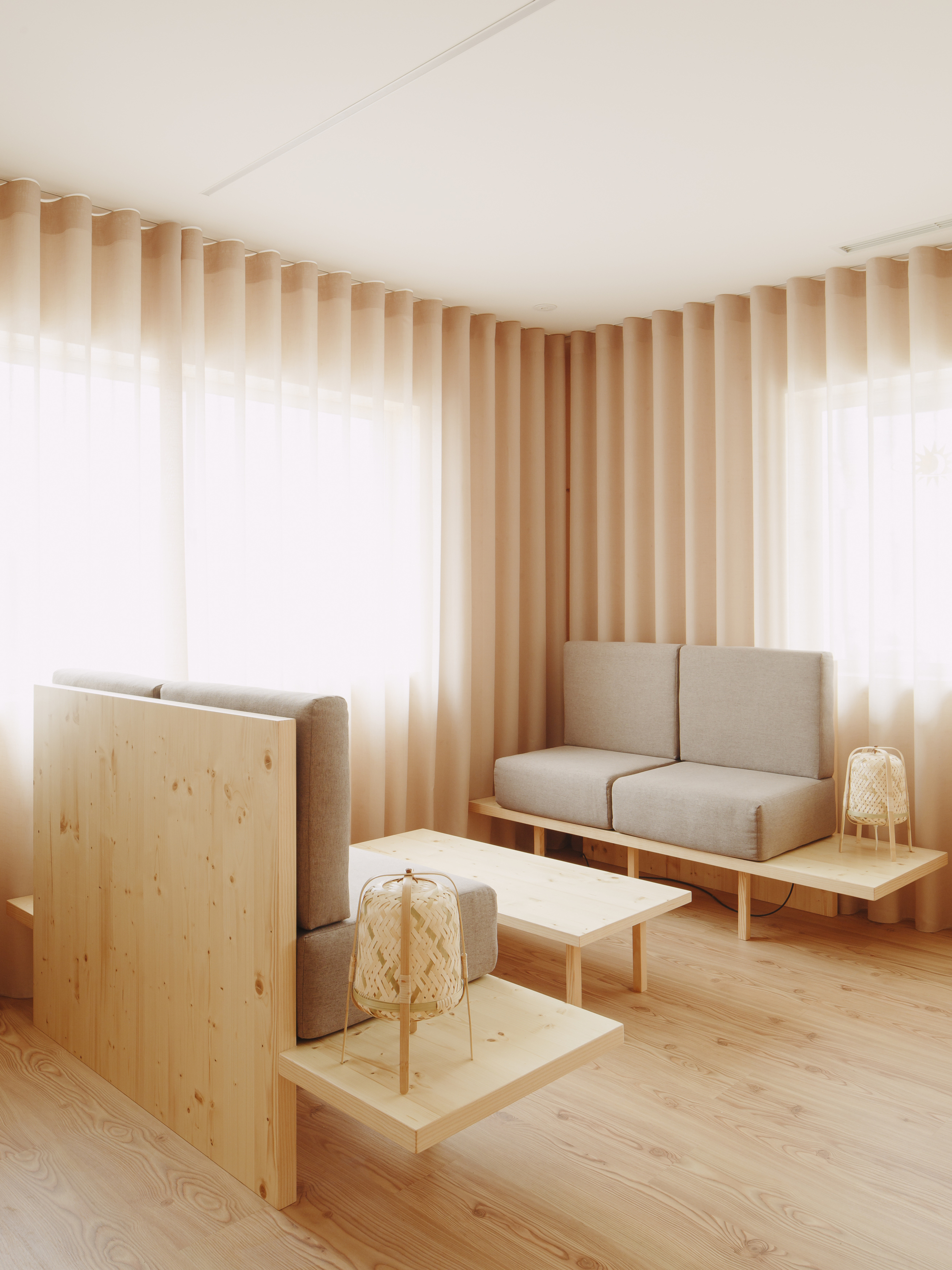 Tarouca Gastro Bar 餐厅丨葡萄牙丨Bruno Dias Arquitectura-17