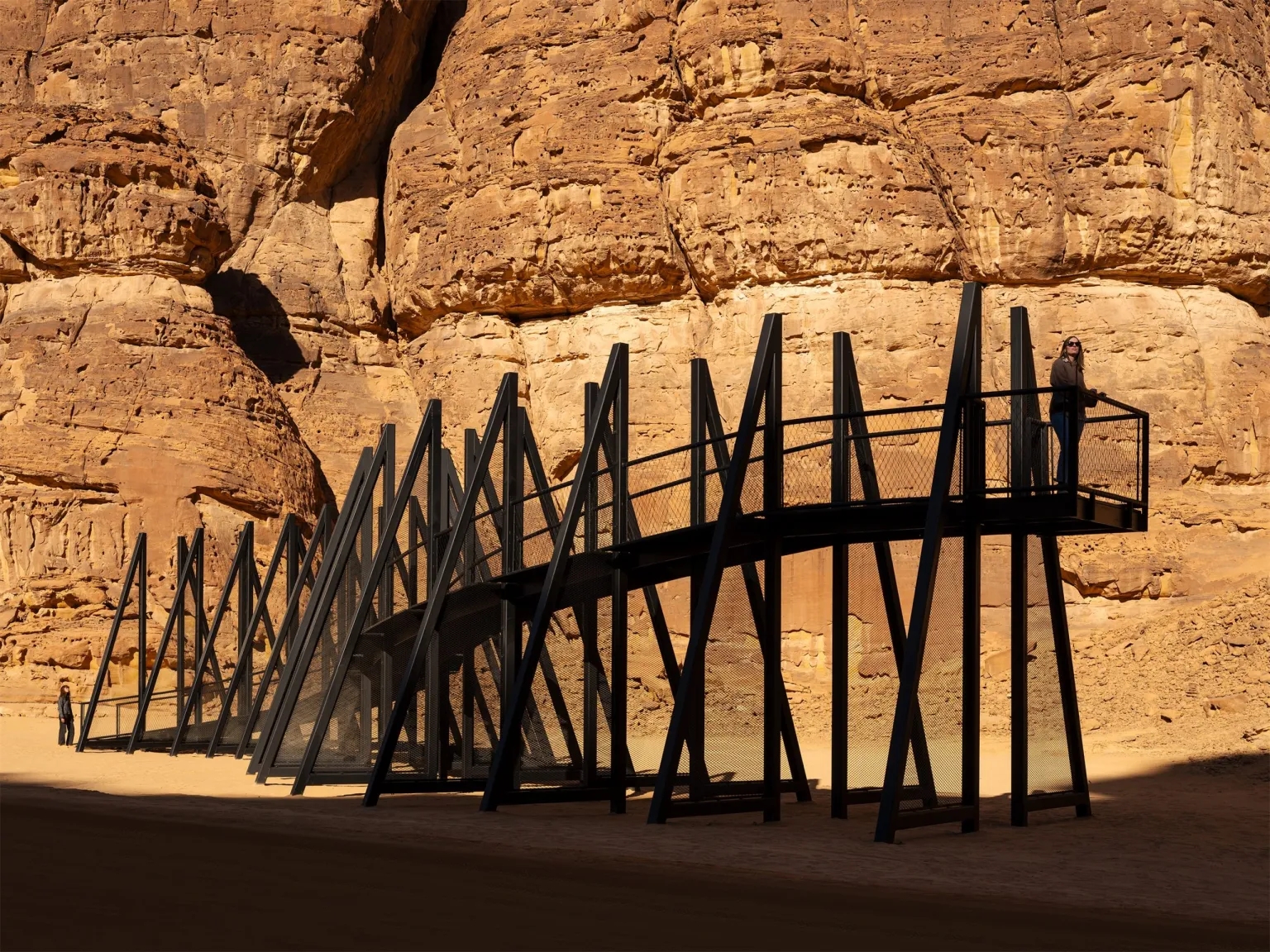 2024“缺席的存在”沙漠艺术双年展丨沙特阿拉伯丨Maya El Khalil,Marcello Dantas-14