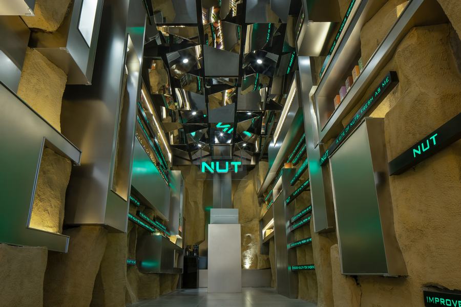 电子烟品牌NUT赛博朋克主题概念店设计 - 米尚丽零售设计网 MISUNLY- 美好品牌店铺空间发现者-0