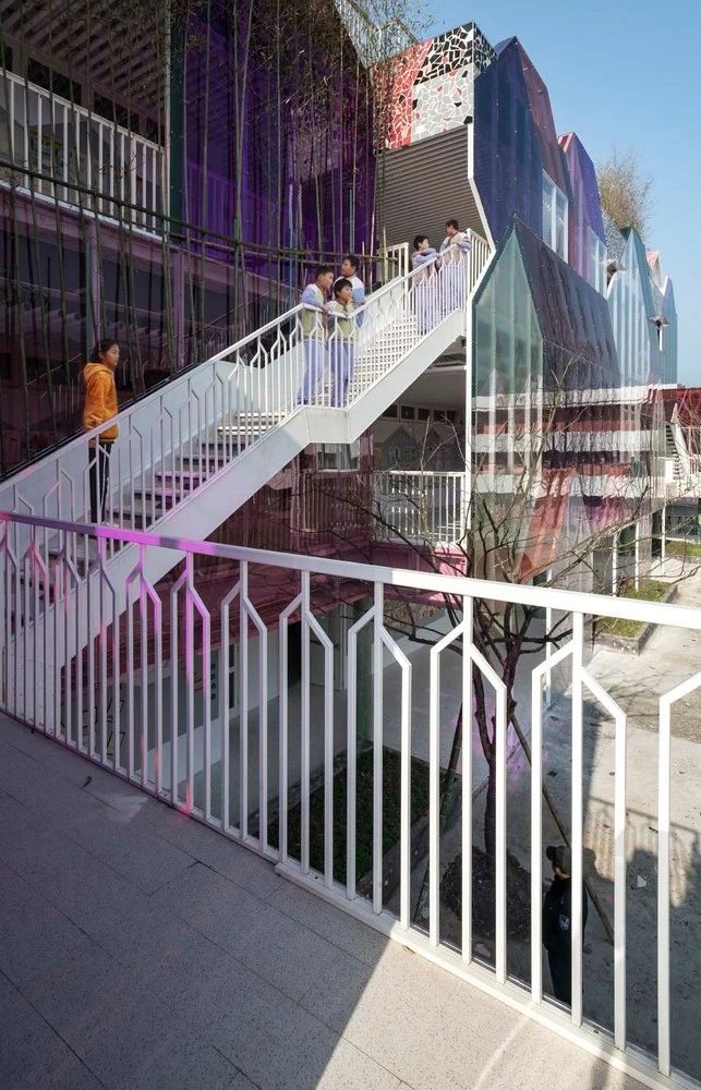 打破边界,激活童心的幼儿园设计-96