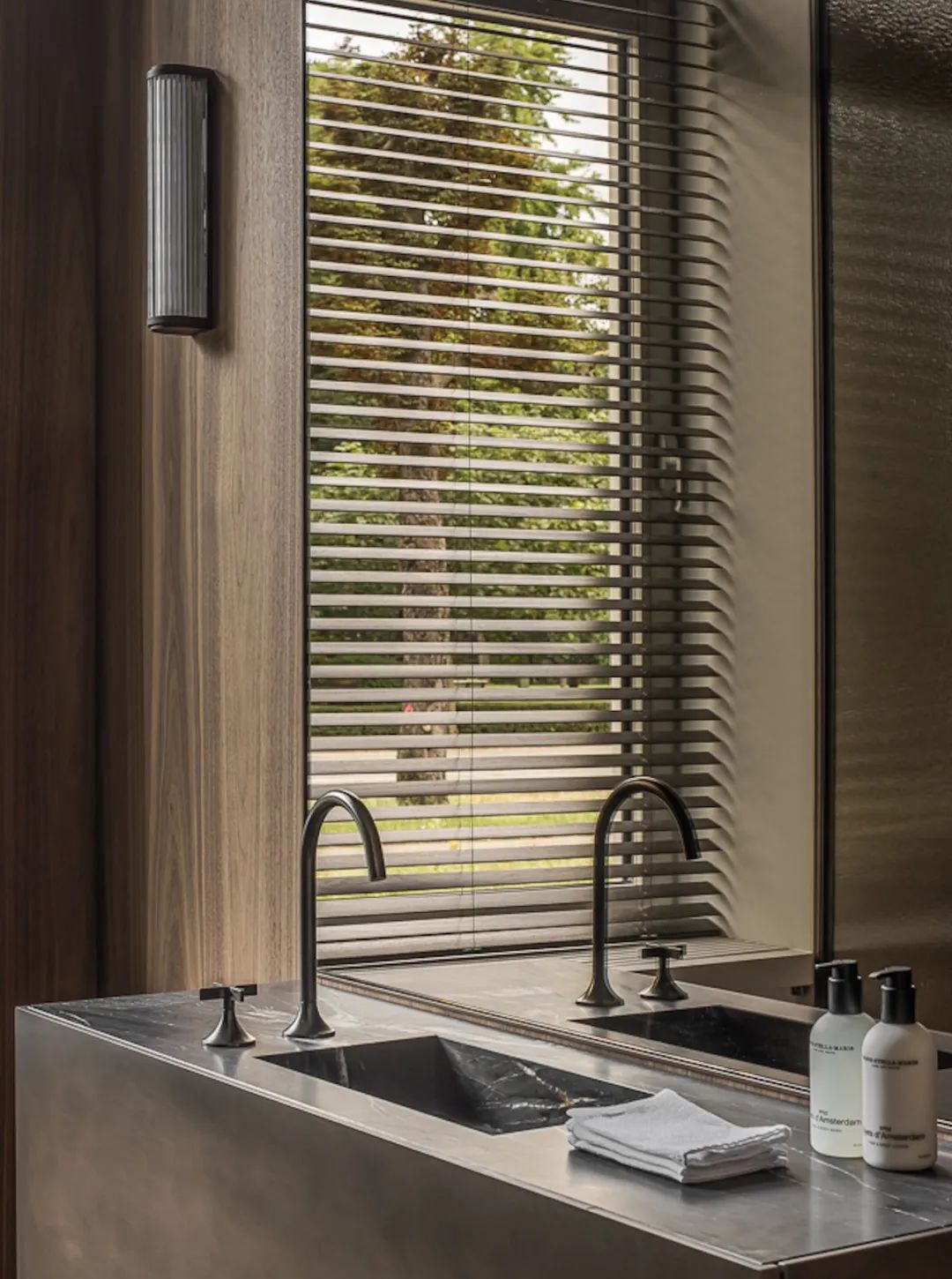 比利时式极简·宁静庇护所丨Evelyn Moreels-28