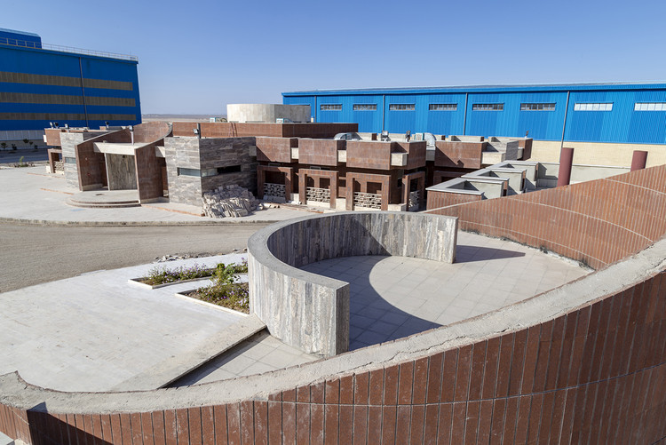 萨尔马德钢铁公司·食堂和更衣室-17