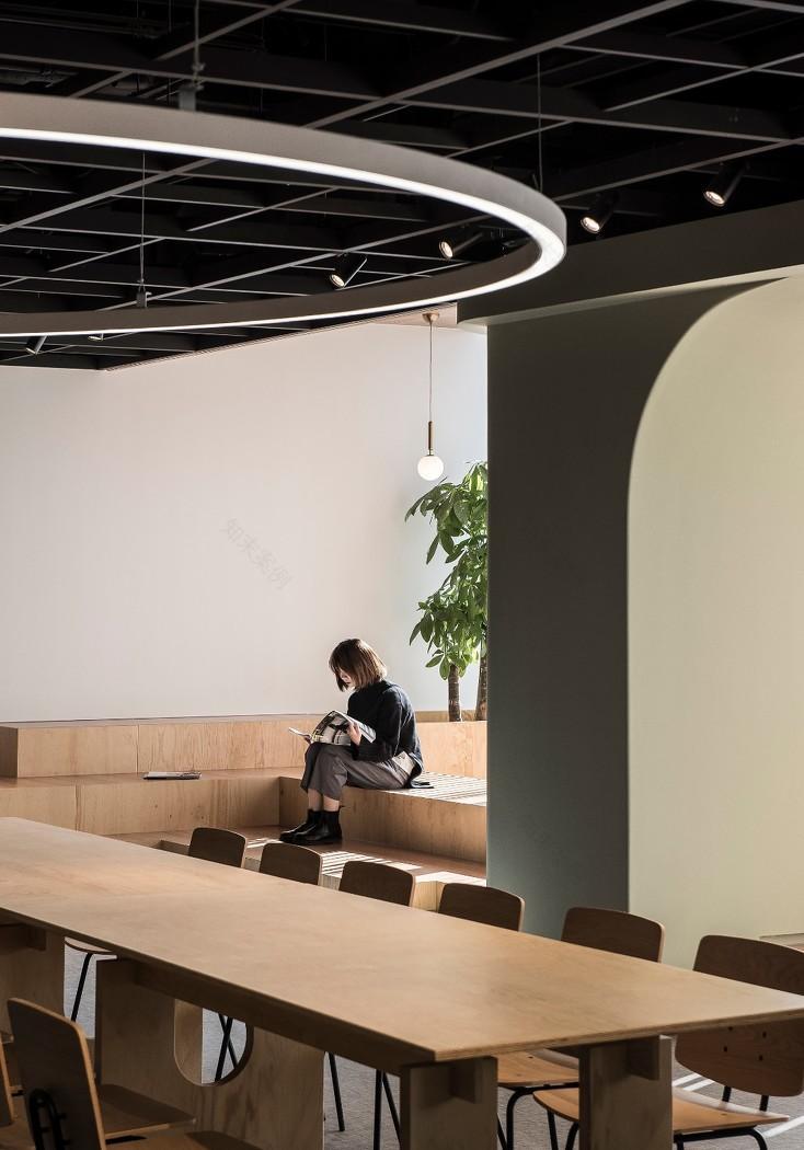 模糊边界,打造轻盈办公阅读空间-24