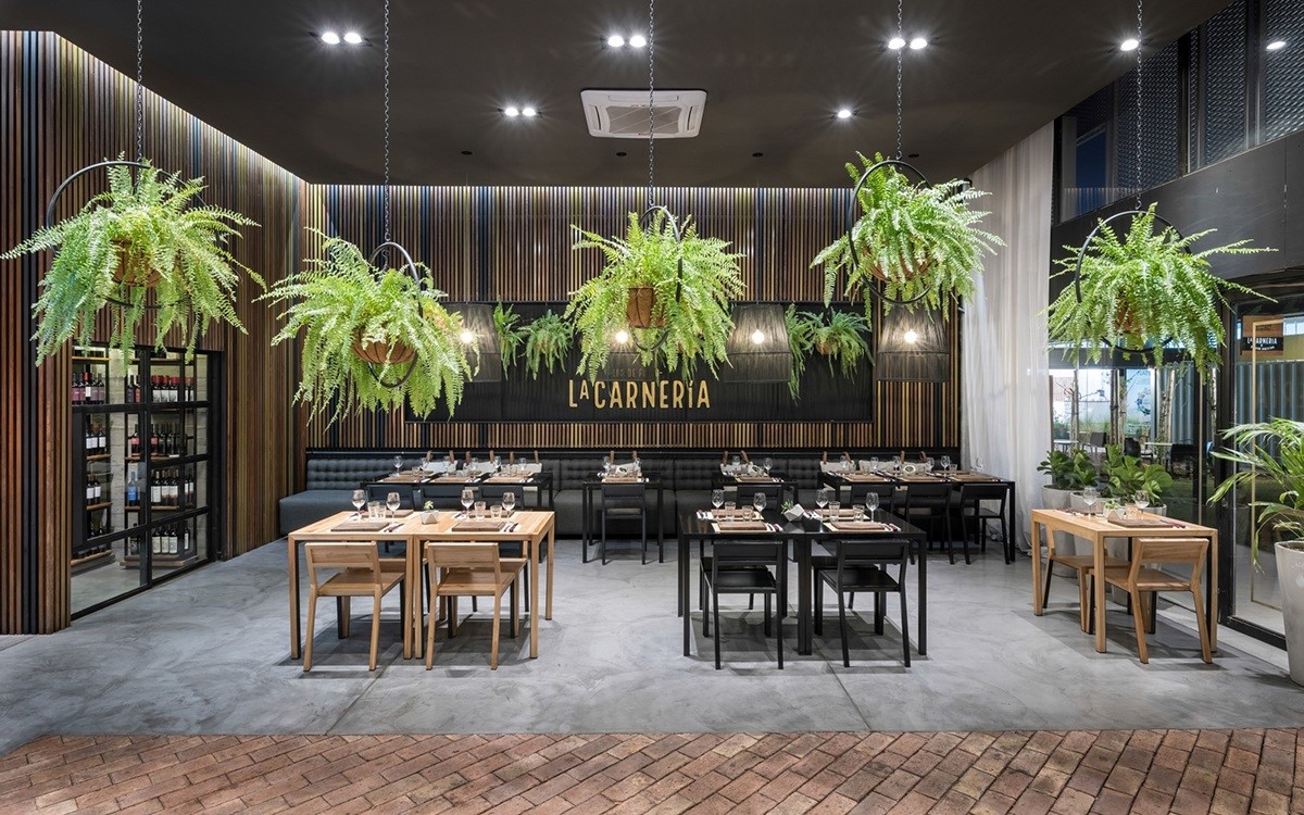 火之舞 · 烧烤灵魂的空间设计-17