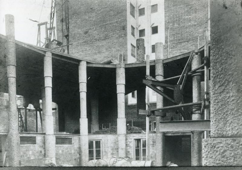 Casa Milà（米拉之家,又名“采石场”）丨西班牙巴塞罗那丨Antoni Gaudí i Cornet（安东尼·高迪）等-34