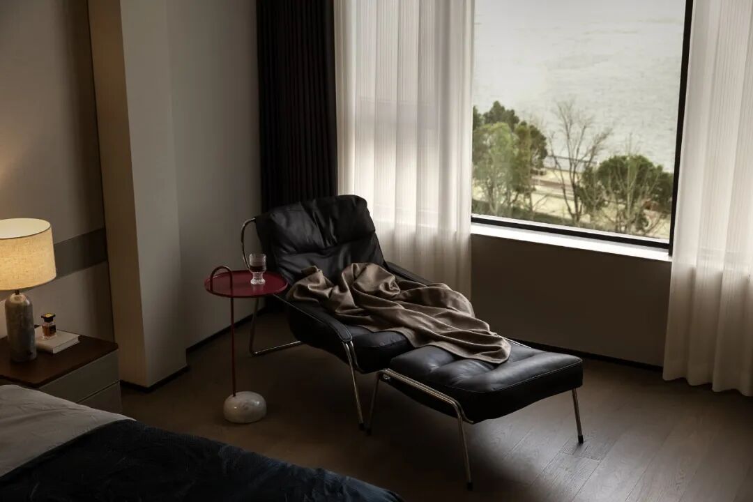 江景流动处，生活悄然盛放—重塑228㎡徐汇滨江宝能公馆游艇大宅的光与序-69