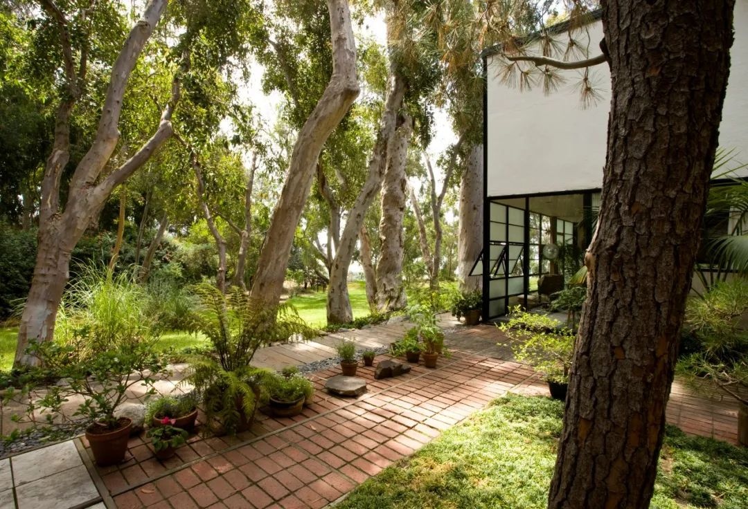 Eames House · 战后现代主义风格的典范丨美国加利福尼亚丨Charles Eames 和 Ray Eames-21