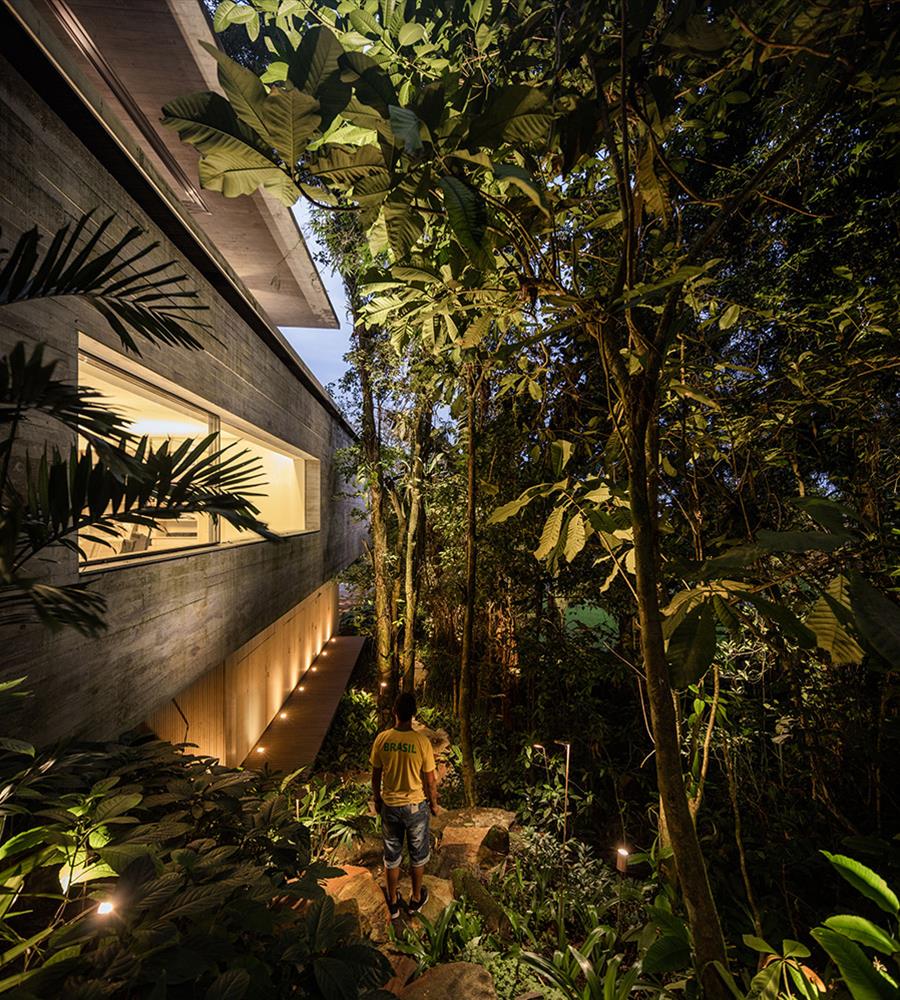 巴西 Casa da Mata 住宅 | 绿色生态与现代设计的完美融合-6