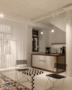 CICI COCO 展厅及咖啡馆丨乌克兰利沃夫