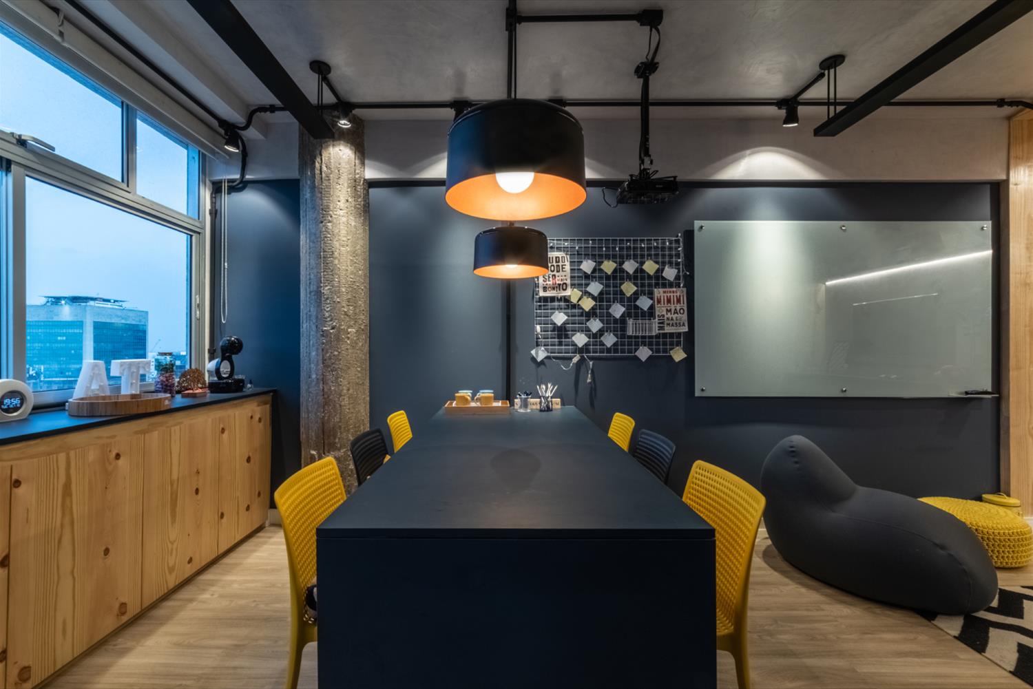 Psicologia 诊所 · 欢乐的现代木质设计-9