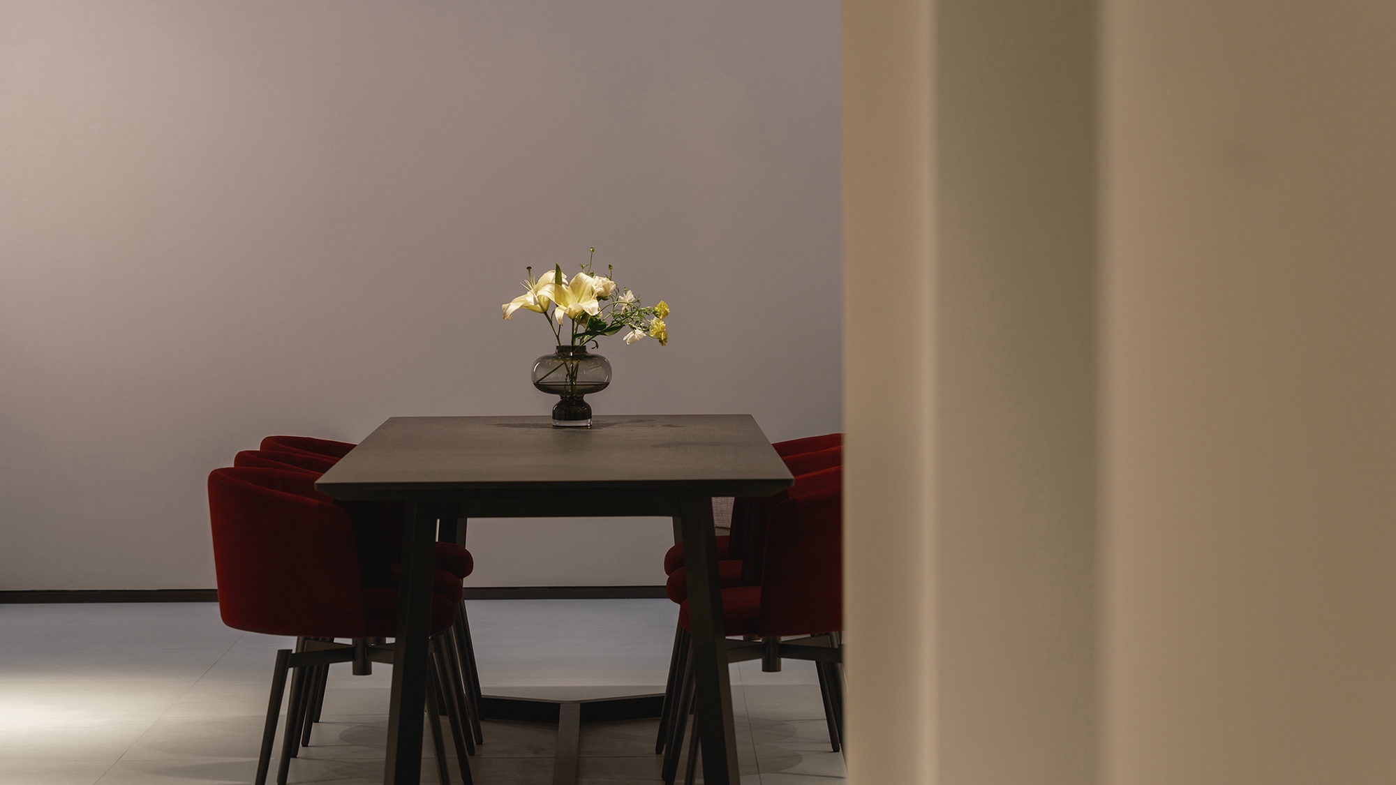 乾园空间设计 | 光影交织的现代简约之美-24