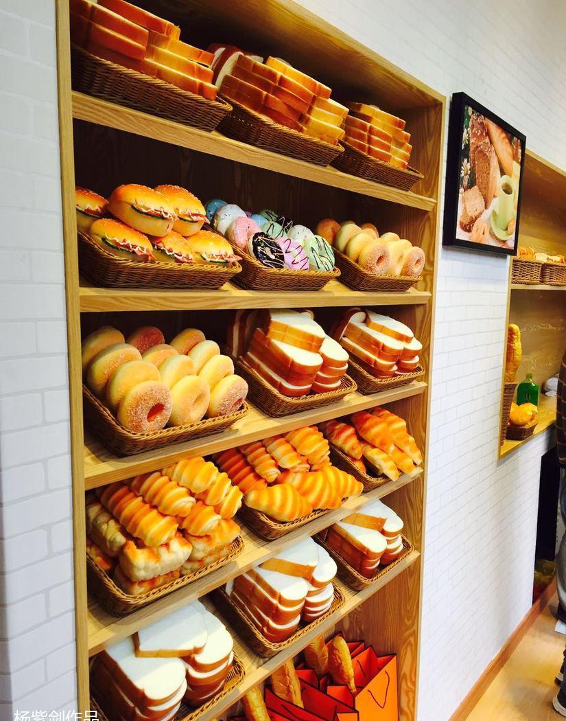 
来上海这半年做的橱窗 -7