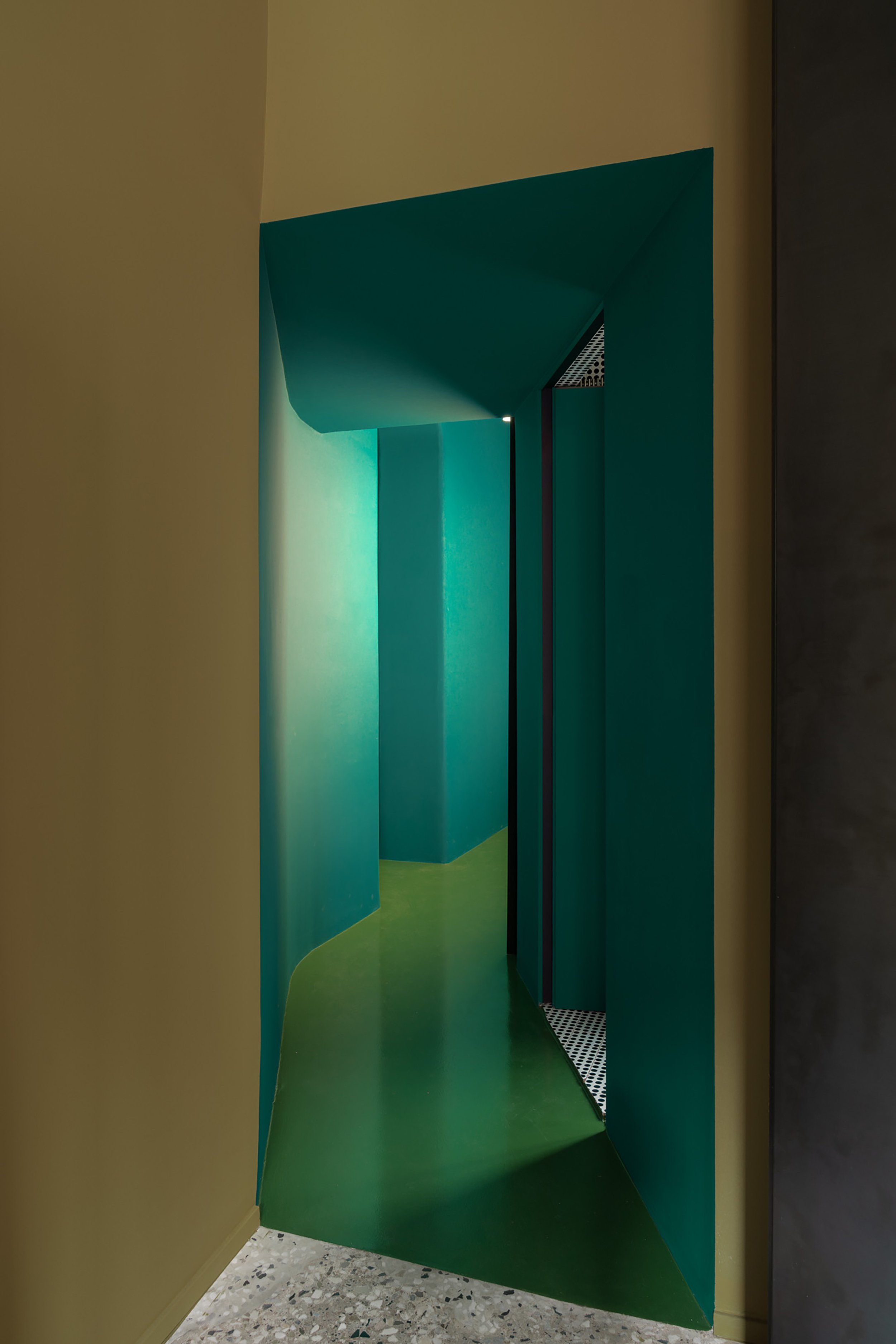 H+O 我会成为你的镜子丨Elisa Ossino Studio-8