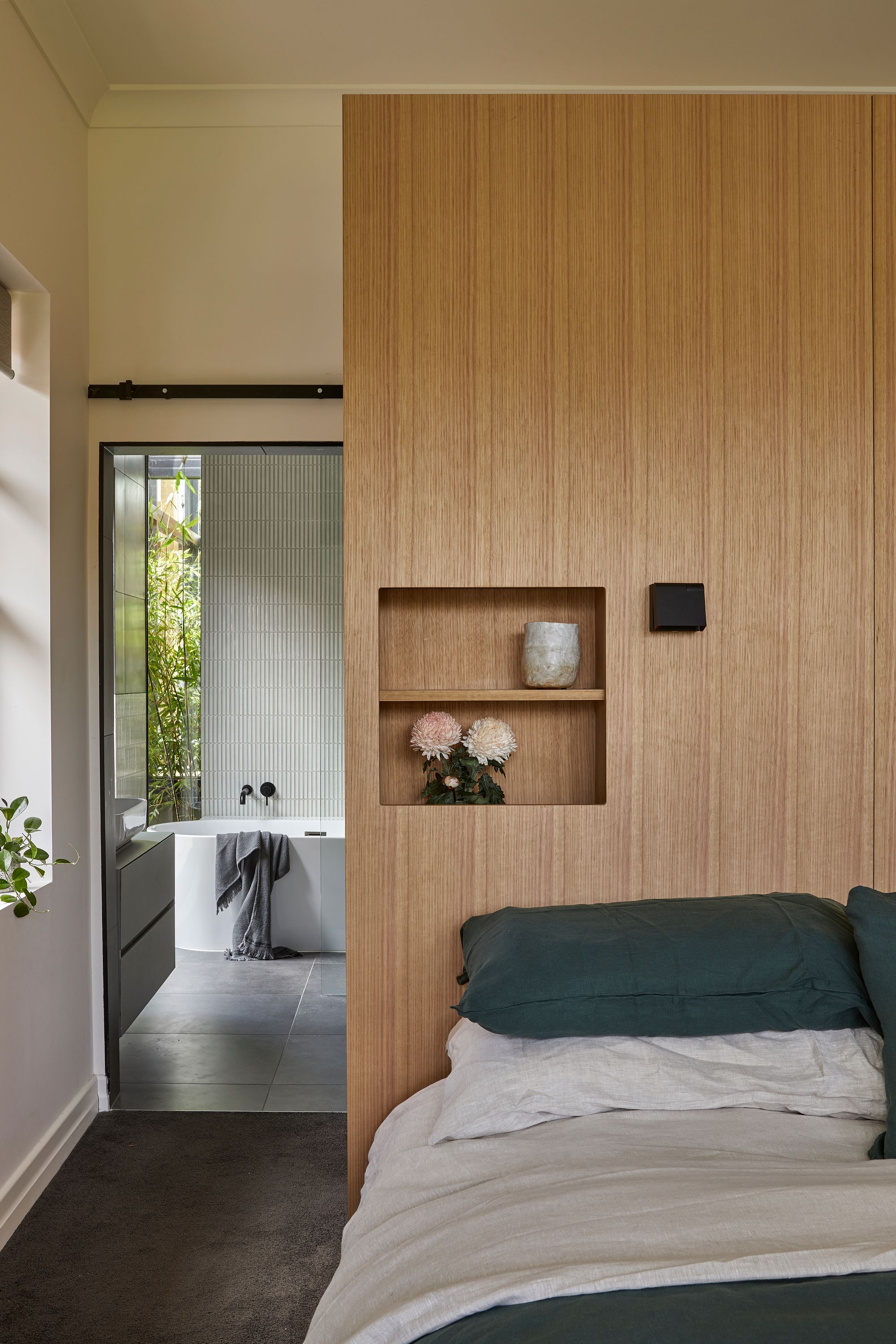 Timber Lantern House by mcmahon and nerlich-12