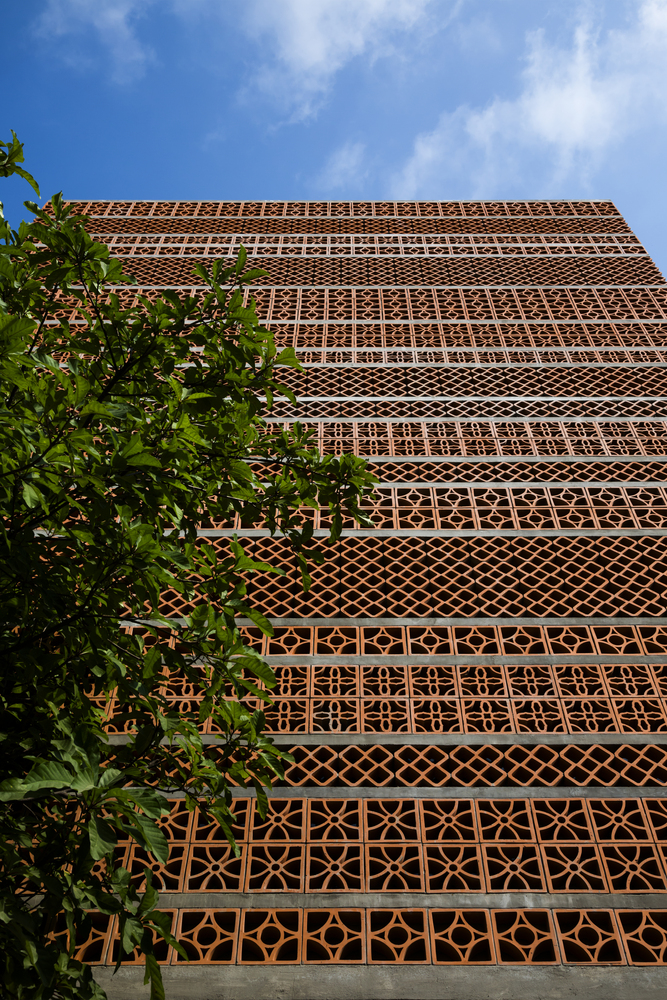 越南 Binh Thanh 小公寓设计 · 城市中心的绿色庭院-61