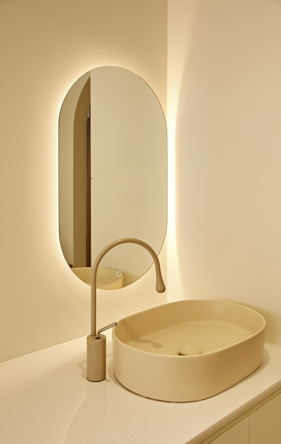 8 坪小空间打造温馨美式风-15