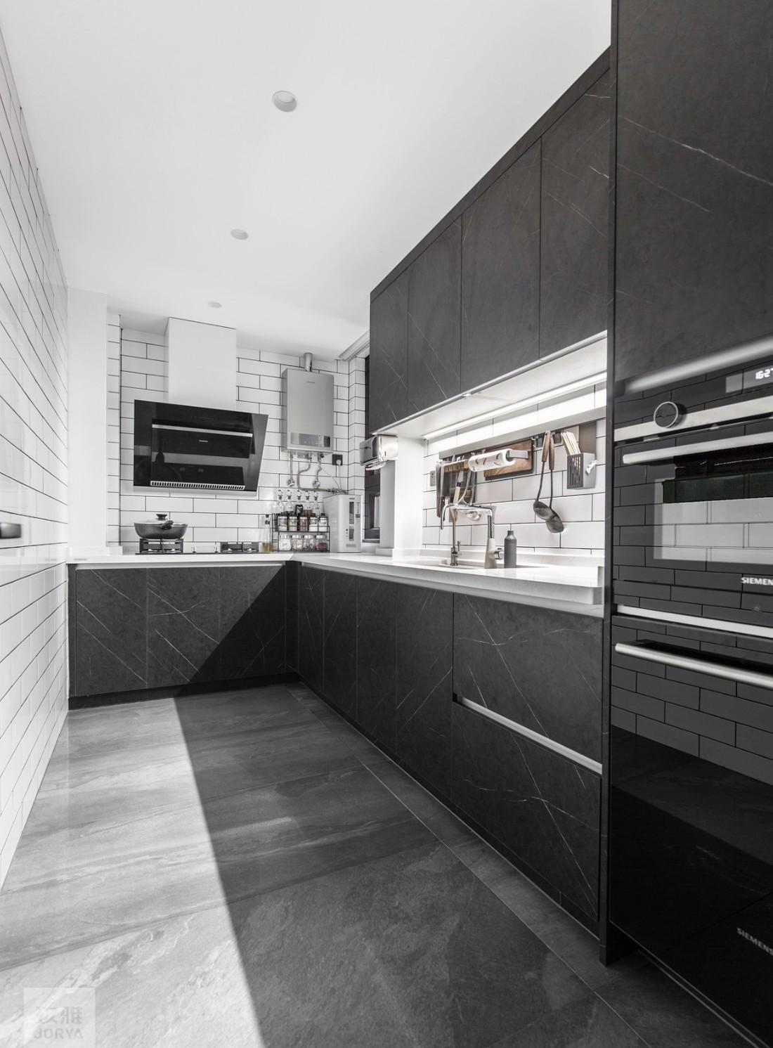 释放自然与现代的家,打造温馨收藏空间-52