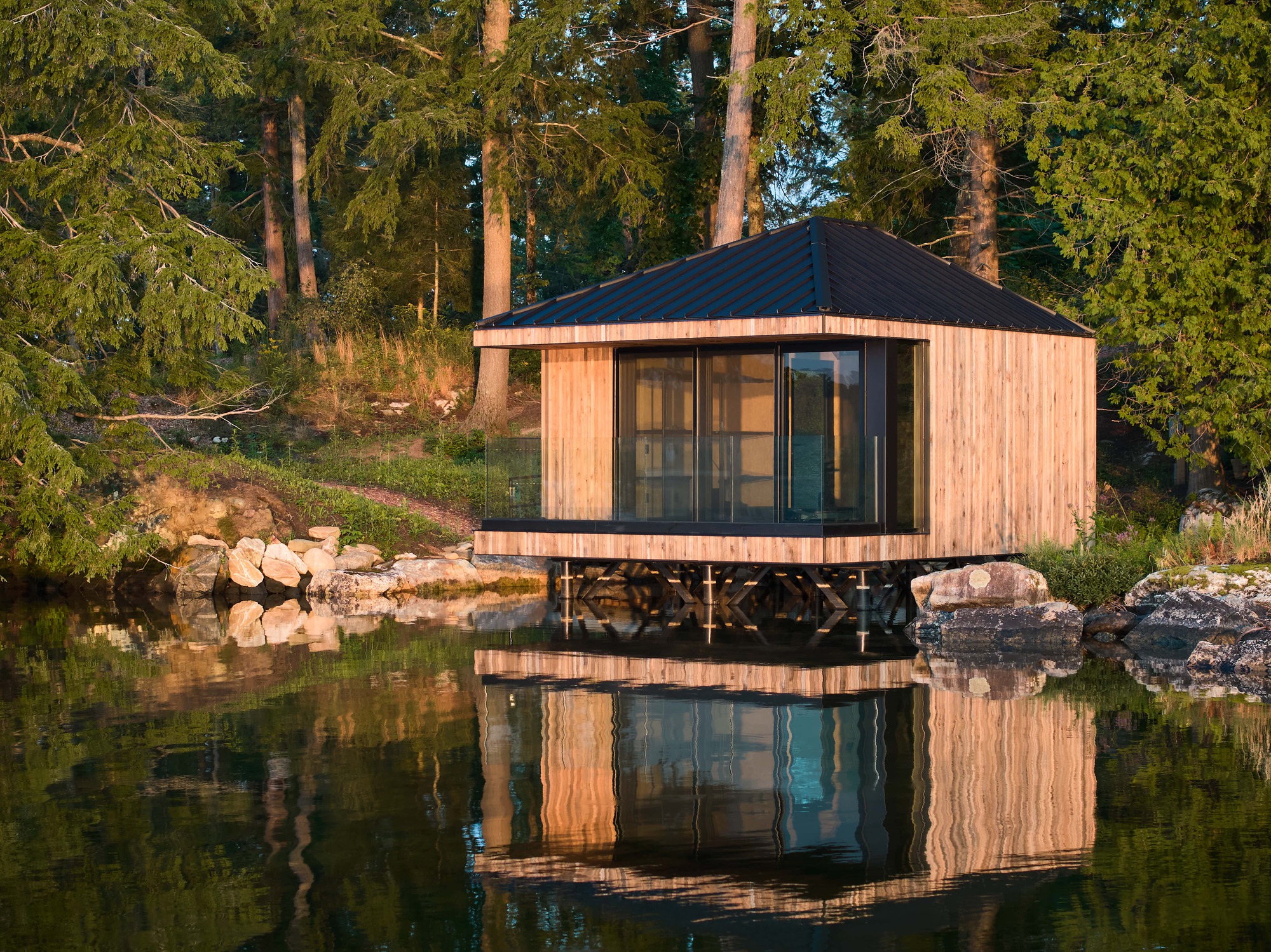 湖边住宅丨加拿大丨Peter Braithwaite Studio Ltd.-15