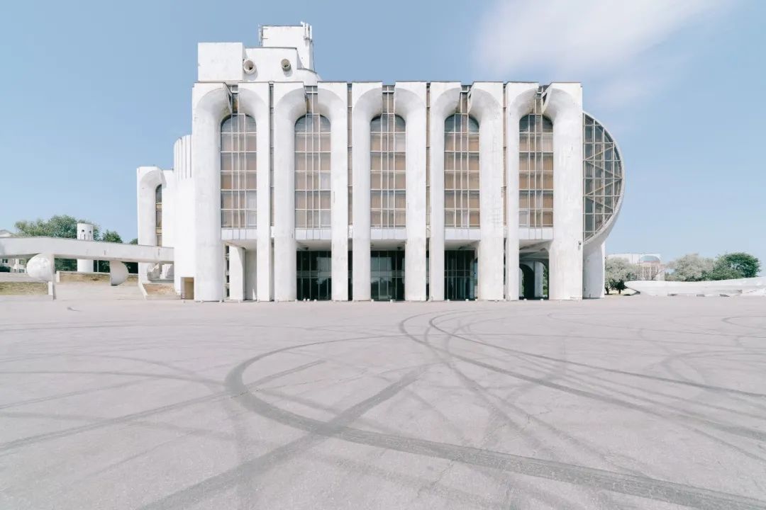 苏联粗野主义建筑及雕塑作品赏析丨多位设计师-20