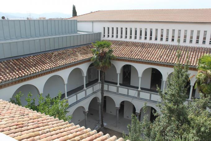 格拉纳达旧军事医院改造为格拉纳达高等建筑技术学校丨Víctor López Cotelo-15