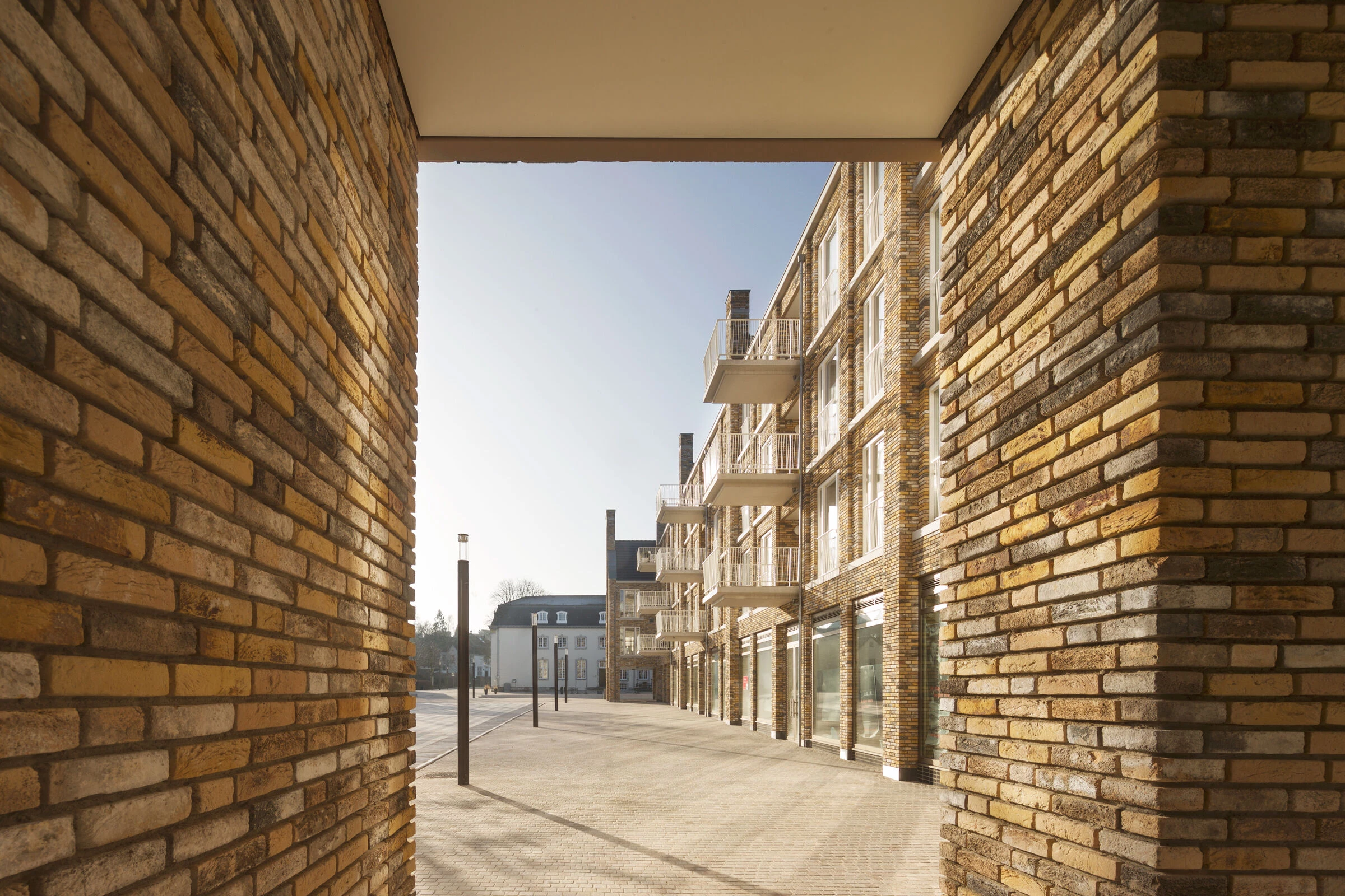 荷兰 Vaals 的 Koningin Julianaplein 居民区及商店建筑设计-24