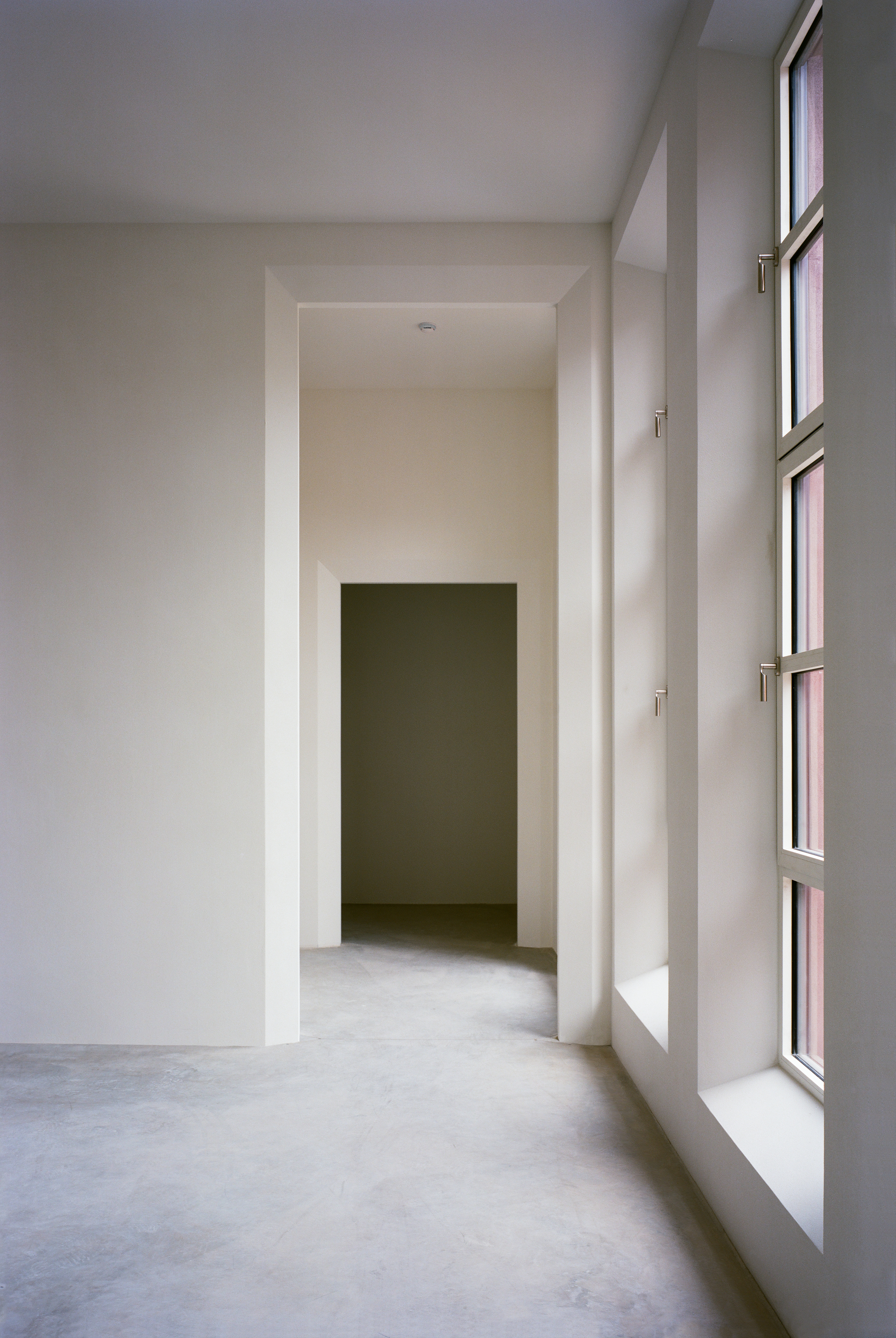 Z33 House for Contemporary Art / francesca torzo architetto-29