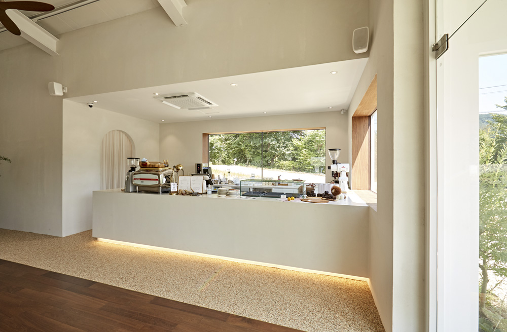 60 平米小户型的咖啡馆式改造 | 极简魅力-4