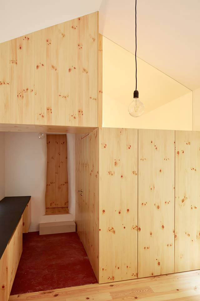 悬崖边的水磨坊民宿 / Bruno Lucas Dias Architecture-53