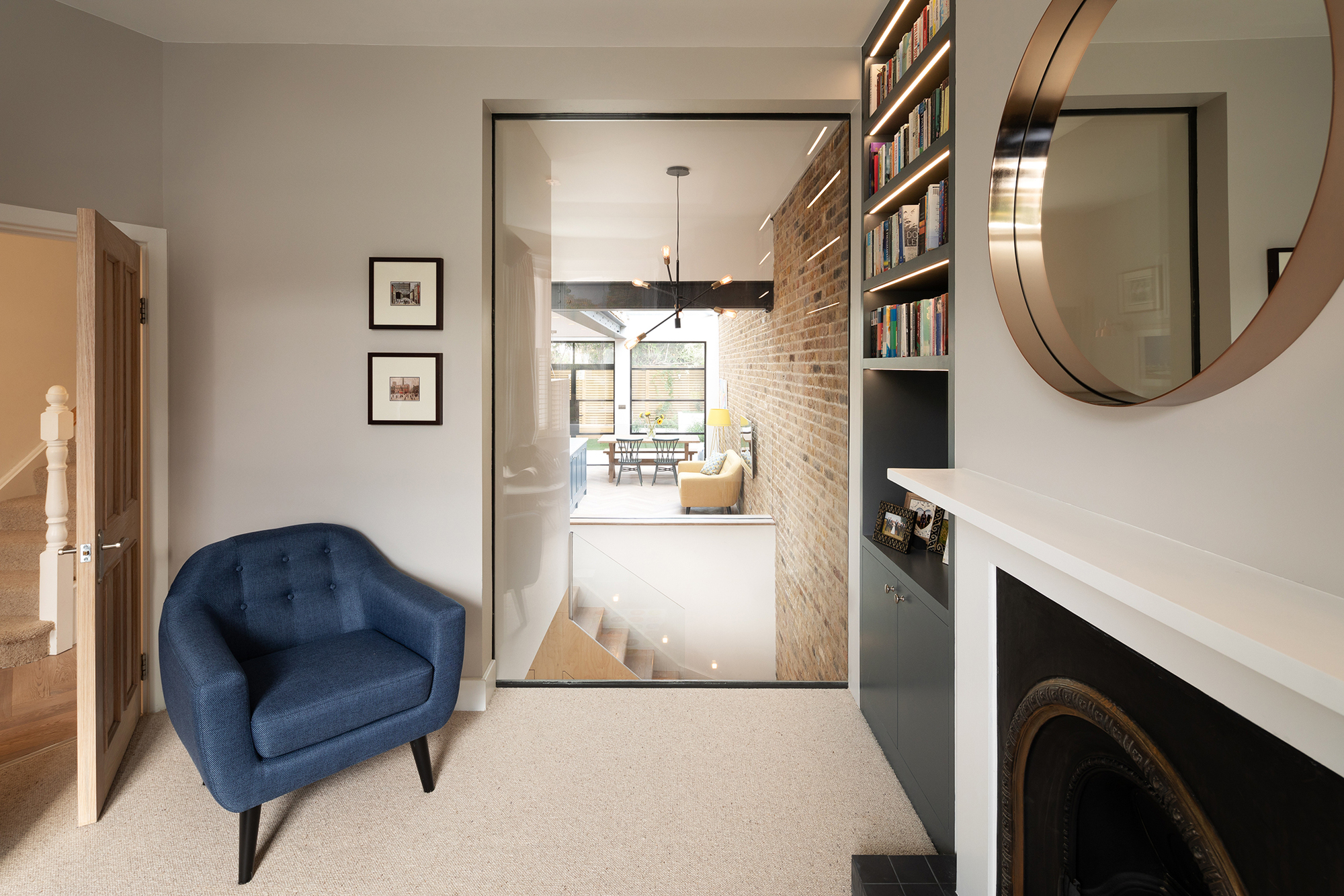 伦敦旧房翻新,明亮通透的亲子空间-11