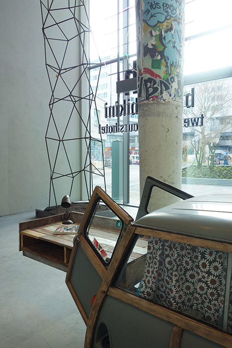 Plants create "urban jungle" at Berlin hotel by Studio Aisslinger-34