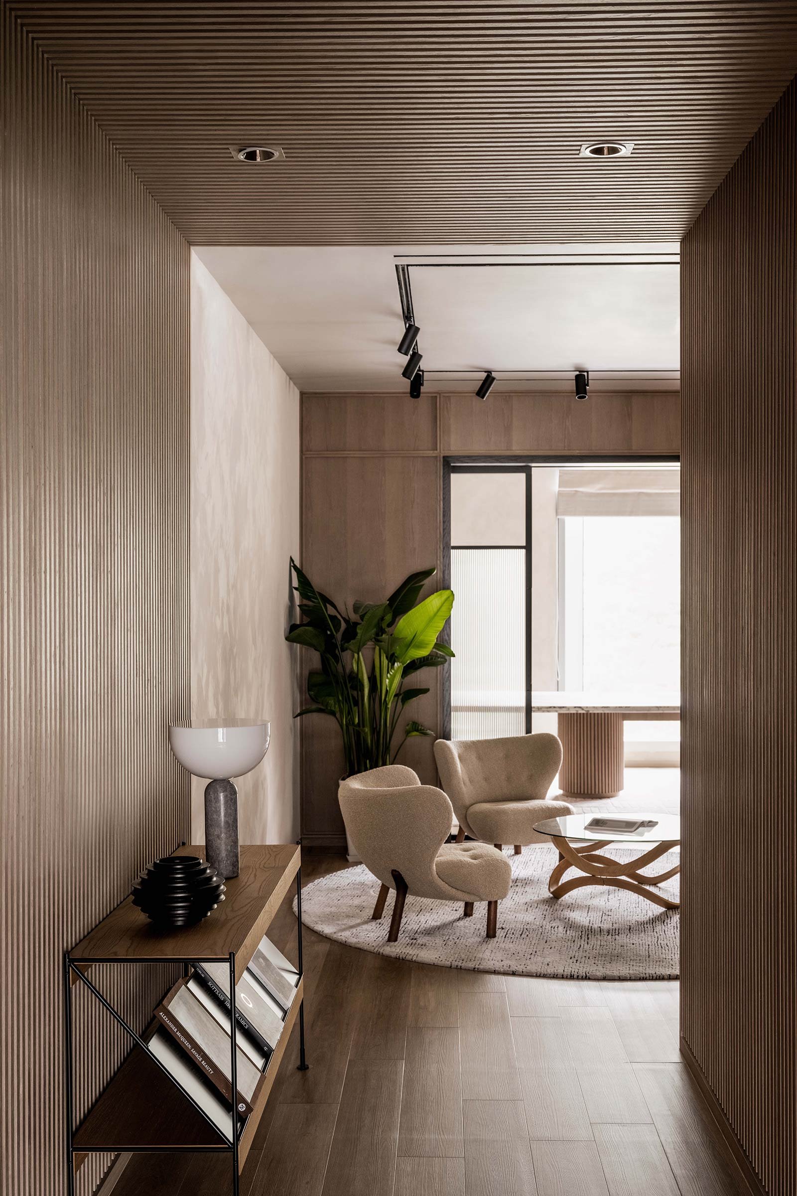 An Intimate, Multi-Generational Office — Design Anthology-0