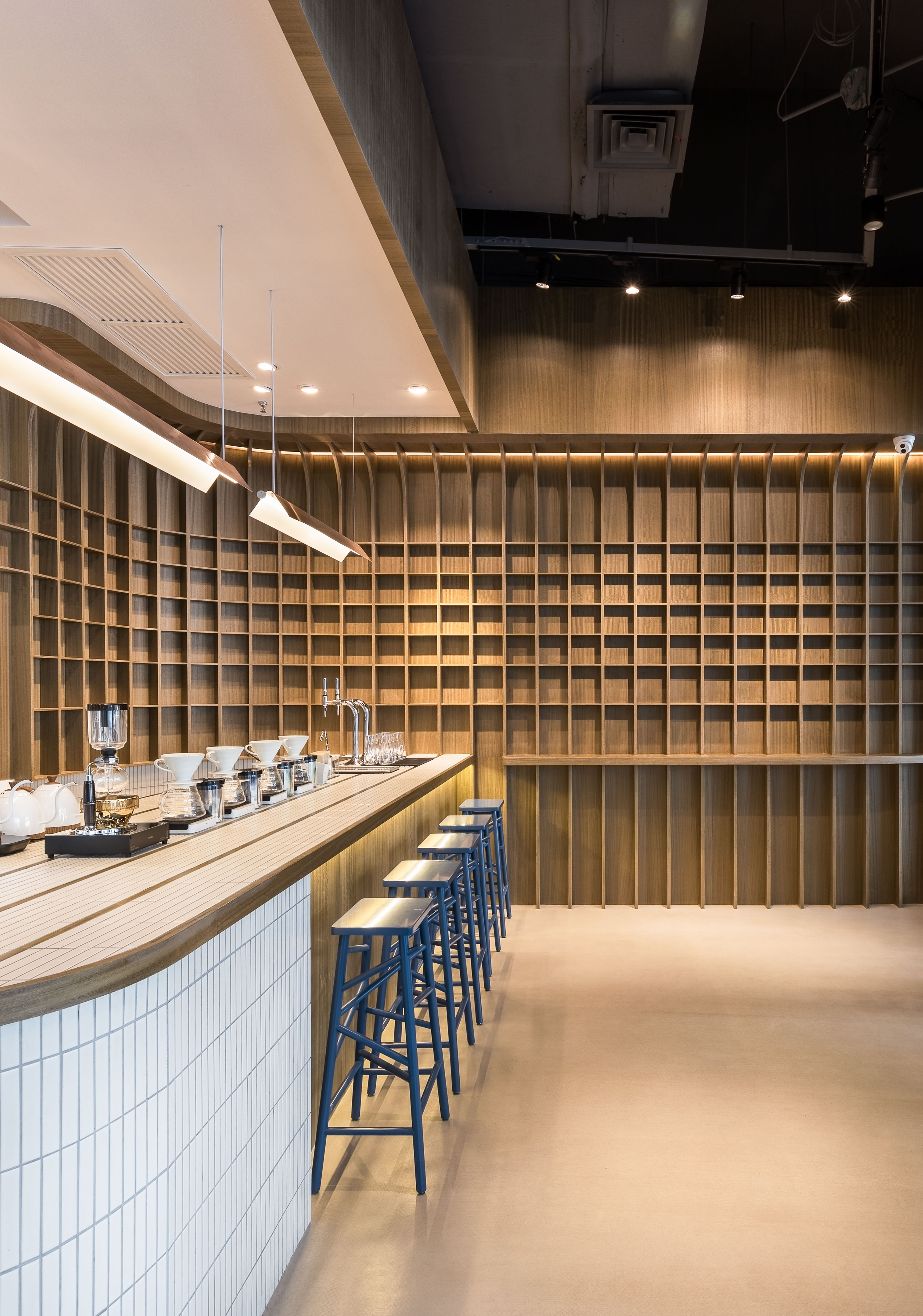 上海温馨咖啡馆设计-7