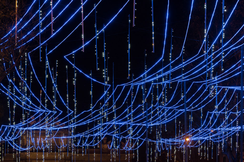 星际之舞·马德里街道的光影艺术-23