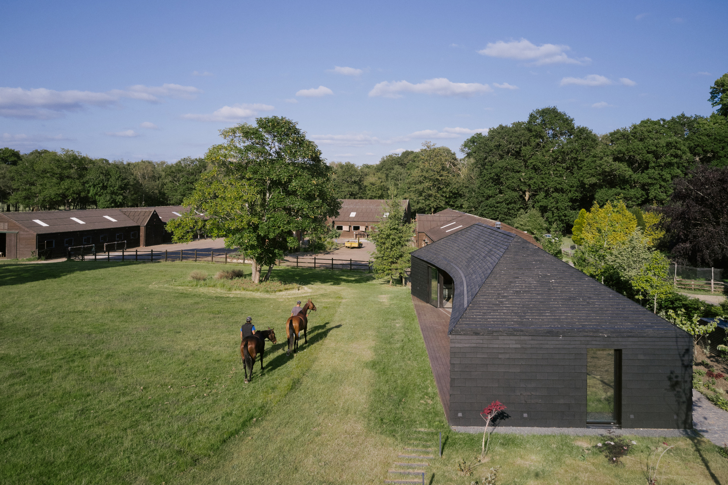 环湖马场会所丨英国丨DROO  Da Costa Mahindroo Architects-20