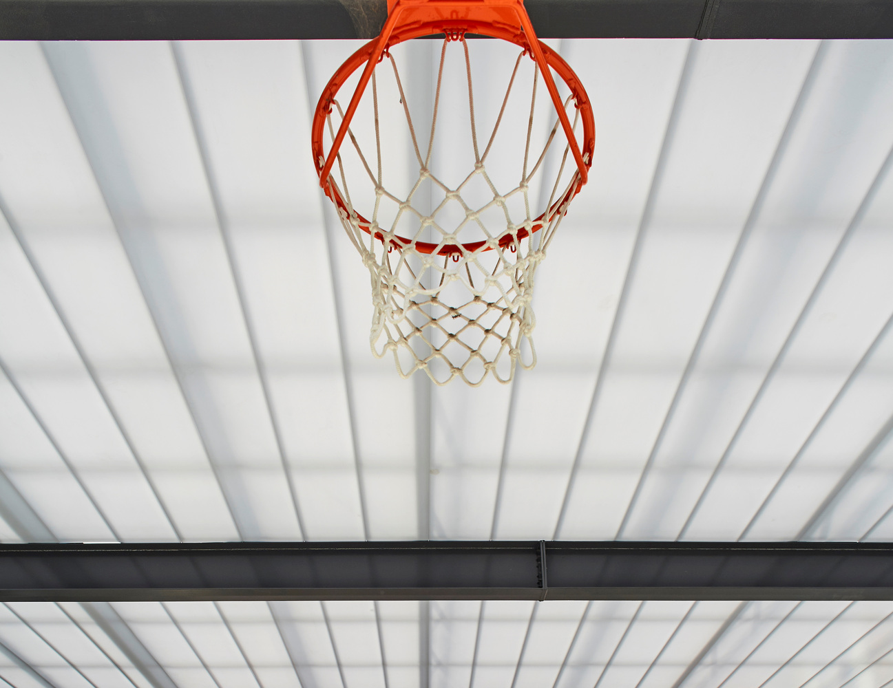 释放户外空间 | 葡萄牙 ete 幼儿园屋顶设计-40