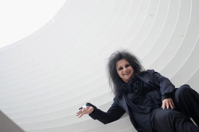 世界上最“红”的女建筑师，她的设计都很红！-39