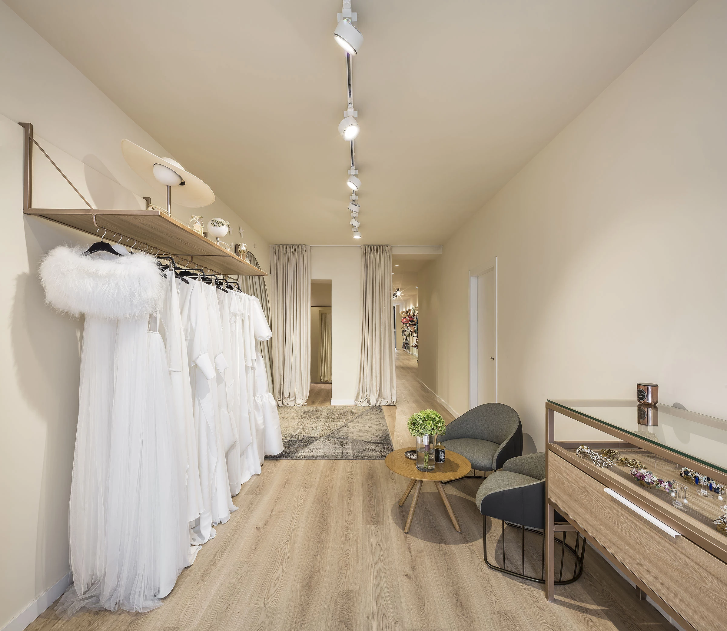 西班牙 Tocados Tousette 婚庆空间设计-20