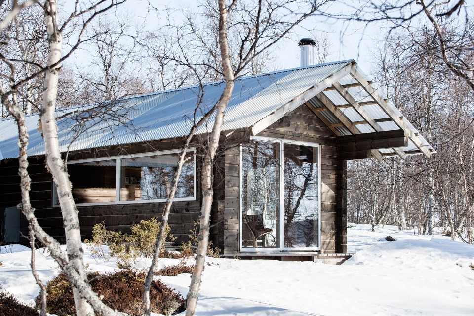 挪威湖畔小屋，自然木质温馨空间-6