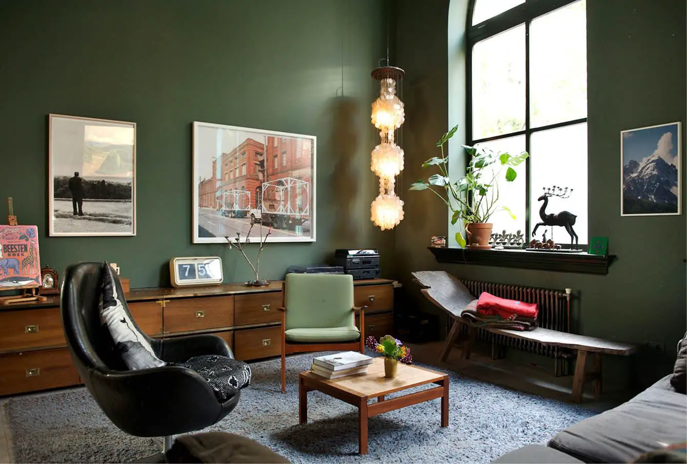 荷兰 19 世纪老学校改造的舒适亲子住宅-9