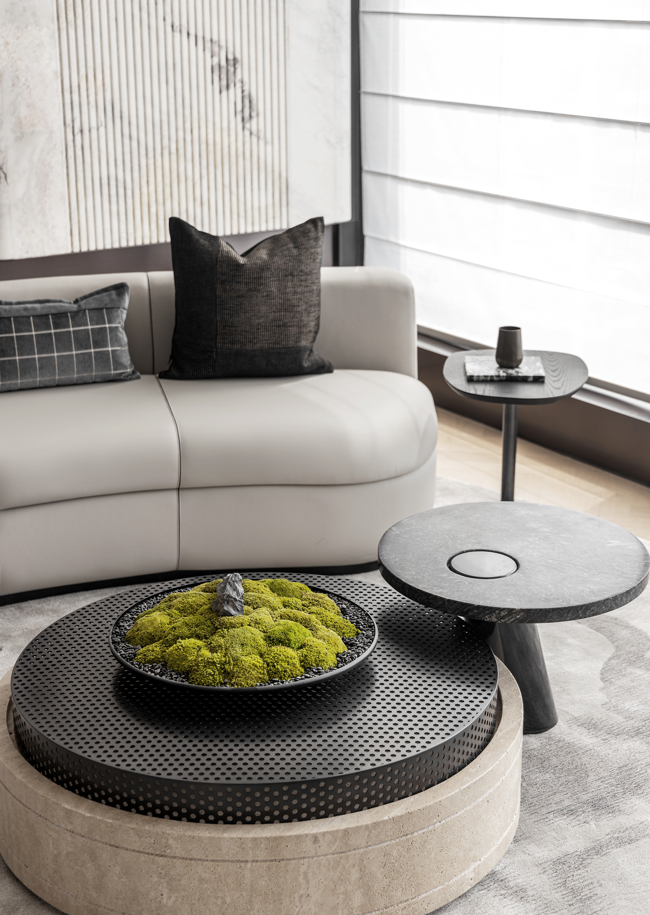 云端大平层 演绎低奢都会生活丨零次方设计-7