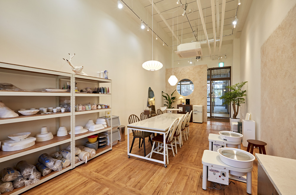 14 坪温暖氛围的陶瓷工作室设计-9
