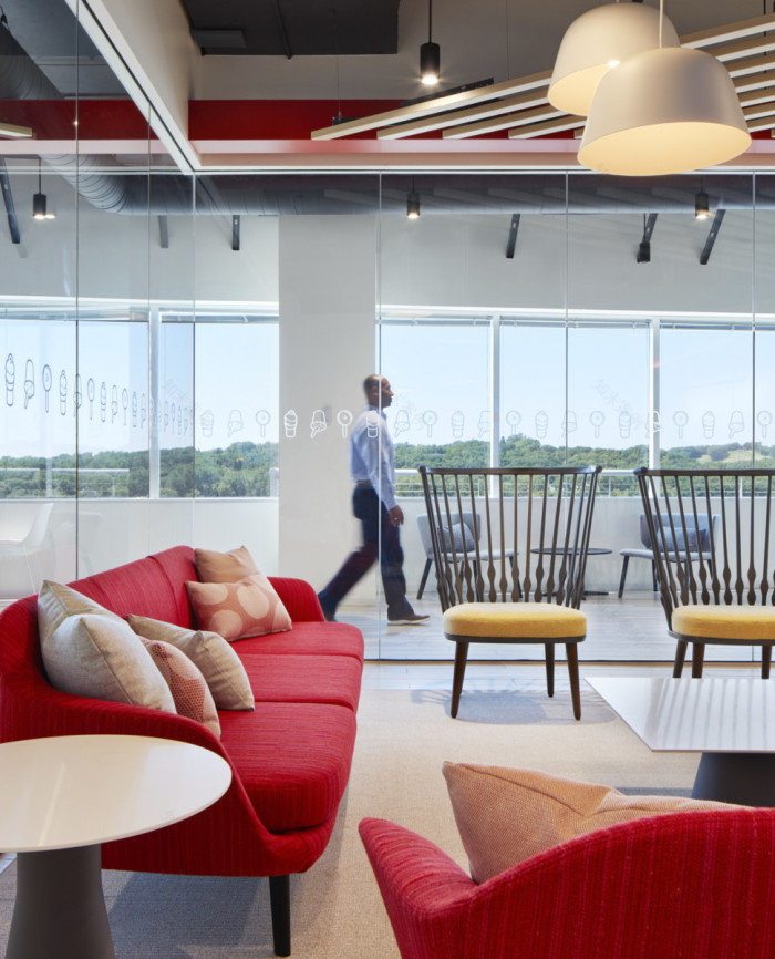 趣味与功能并重,DQ 全球总部室内设计展现现代风格-13