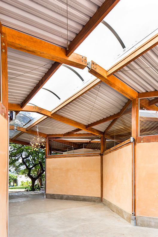 巴西 Ecoara Waldorf School 有机建筑营造温馨学习环境-21