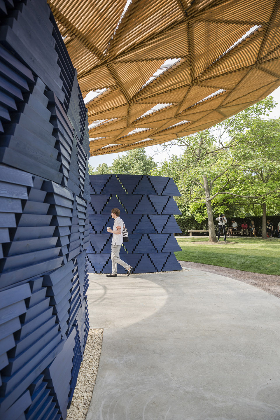 蛇形展厅2017，伦敦 / Kéré Architecture-51