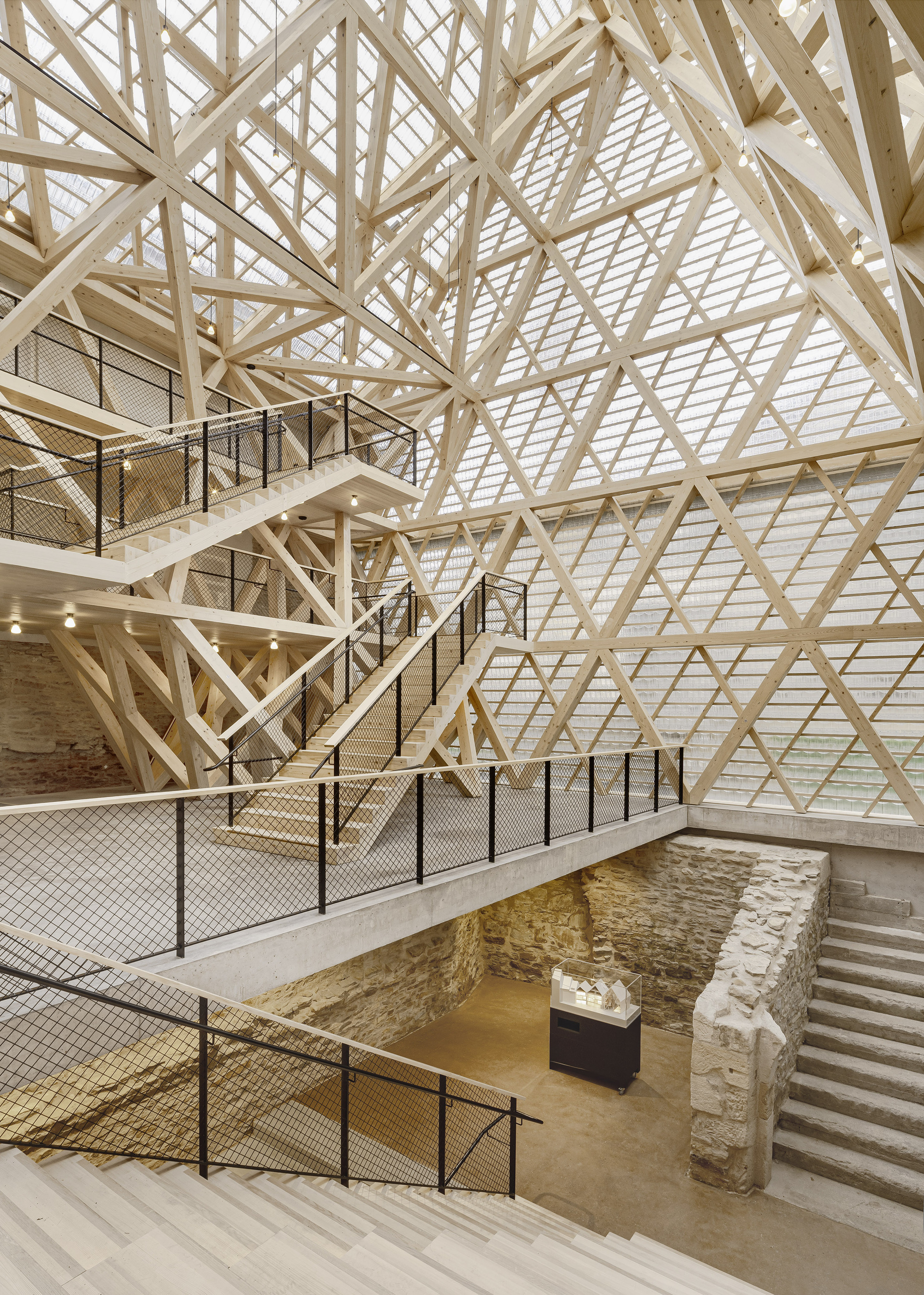 奥伯阿姆泰斯特拉ße历史博物馆

注：Oberamteistraße可能是一个特定的街道名称，由于其可能是专有名词，在没有更多背景信息的情况下，保留了原文的写法 丨德国丨wulf architekten-39