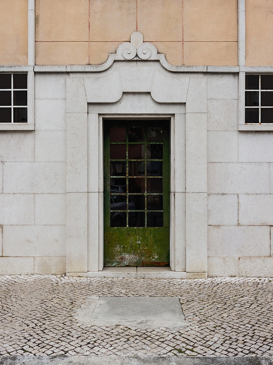 C6 – 门户（依据一般常见语境的意译，因为portals可指门户网站、通道、门户区域等，若这里有特定领域含义，需根据实际情况精准翻译 ） 丨Aurora Arquitectos-15