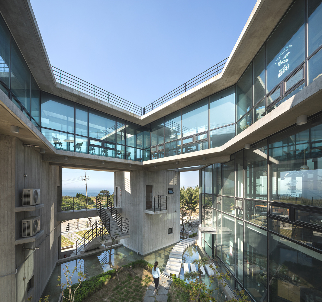 韩国日出之城的五边形商业建筑-9