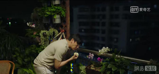 《隐秘的角落》家居设计解读,品味剧情背后的空间美学-25