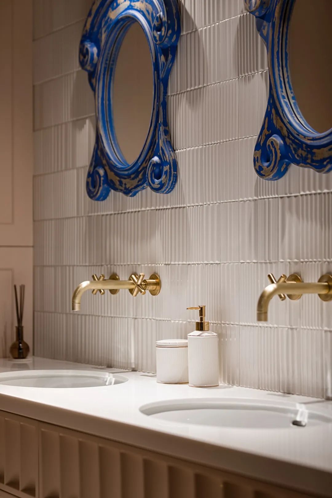 新艺术风格大户型设计丨HDm2 设计工作室-29